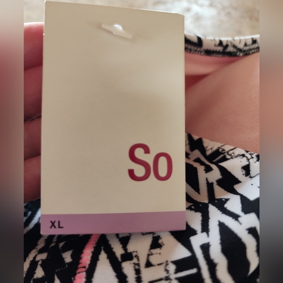 NEW SO (Kohl's) 1 piece Tribal Swimsuit  Size XL Black and White NWT - Picture 4 of 5